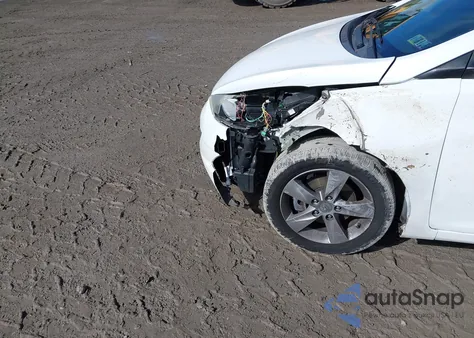 2013 Hyundai Elantra Gls from USA, damaged, VIN 5NPDH4AE1DH262341